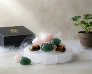 Selenita recargando otras piedras . Esencia de mujer